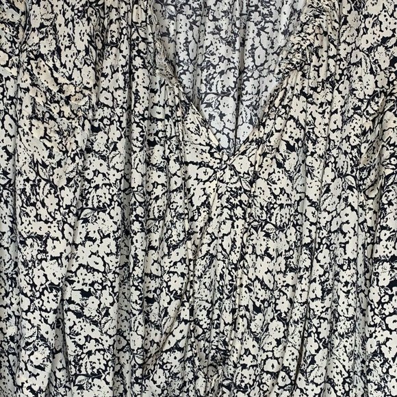 Free People All Tucks Black/Cream Blouse Bodysuit - Picture 4 of 8